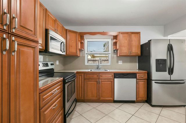 1700 63RD STREET N, St Petersburg, FL 33710