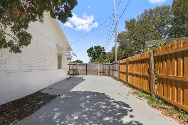 1700 63RD STREET N, St Petersburg, FL 33710