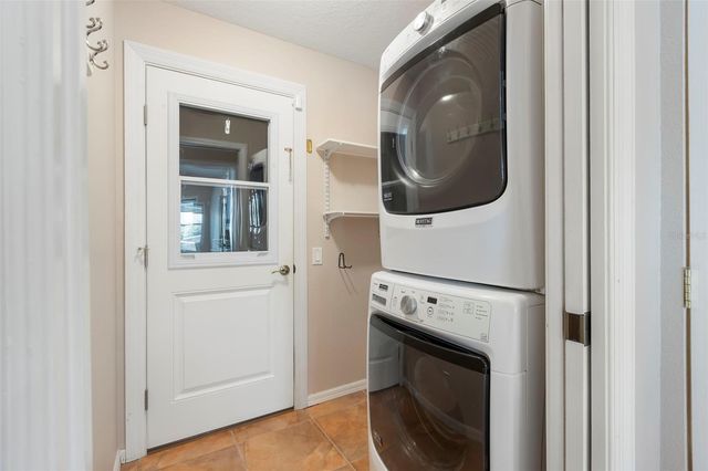 738 N LAKE BOULEVARD, Tarpon Springs, FL 34689