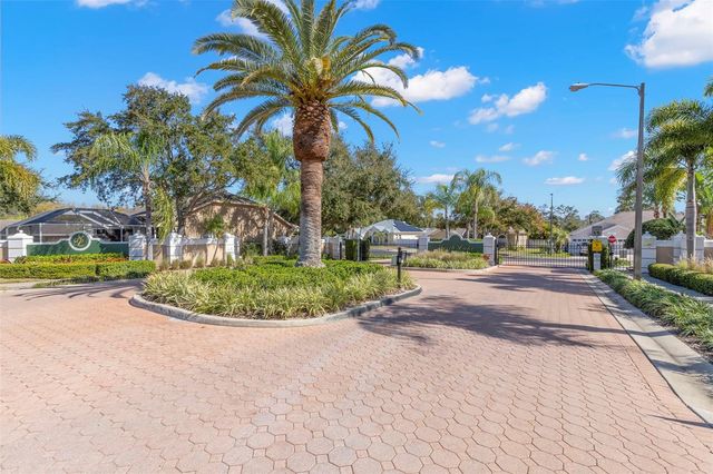 738 N LAKE BOULEVARD, Tarpon Springs, FL 34689