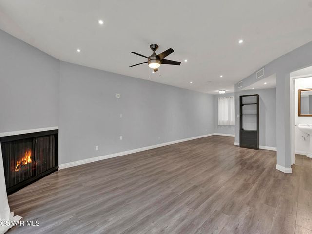 4230 Whitsett Avenue 9, Studio City, CA 91604