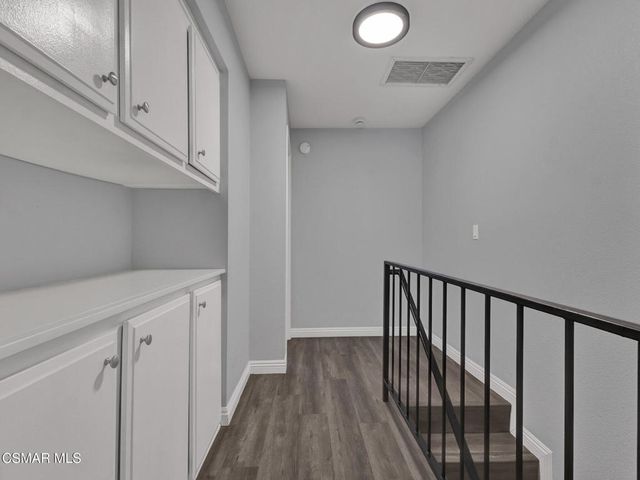 4230 Whitsett Avenue 9, Studio City, CA 91604