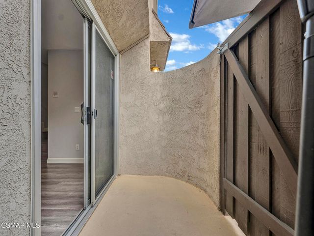 4230 Whitsett Avenue 9, Studio City, CA 91604