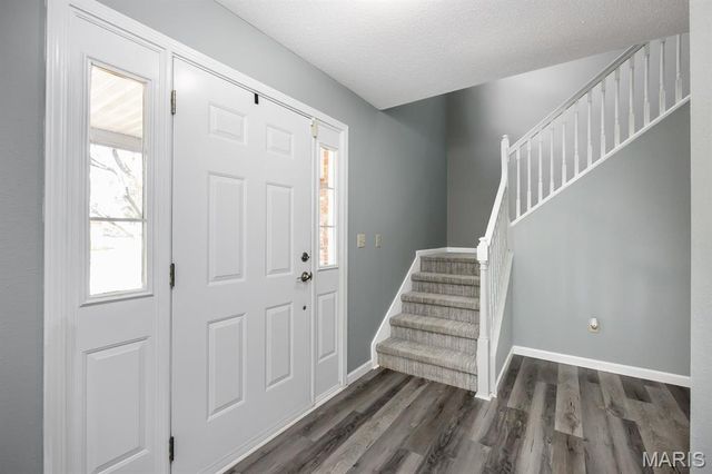 310 Meadowlark Lane, Belleville, IL 62220