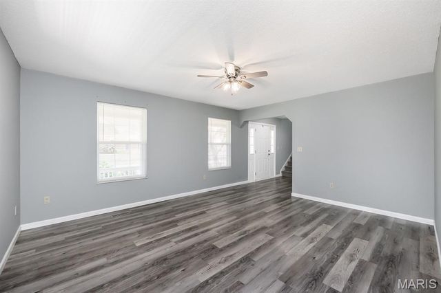 310 Meadowlark Lane, Belleville, IL 62220