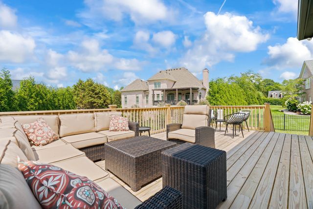 9616 Deer Track Ct, Brentwood, TN 37027