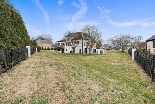 9616 Deer Track Ct, Brentwood, TN 37027