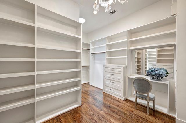 4704 Willow Street, Bellaire, TX 77401