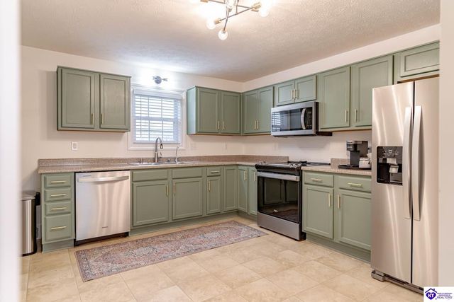 824 N Main Street, Elizabethtown, KY 42701