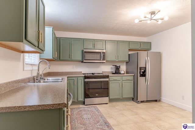 824 N Main Street, Elizabethtown, KY 42701