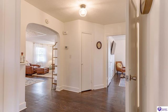 824 N Main Street, Elizabethtown, KY 42701