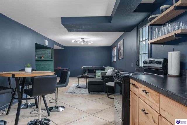 824 N Main Street, Elizabethtown, KY 42701