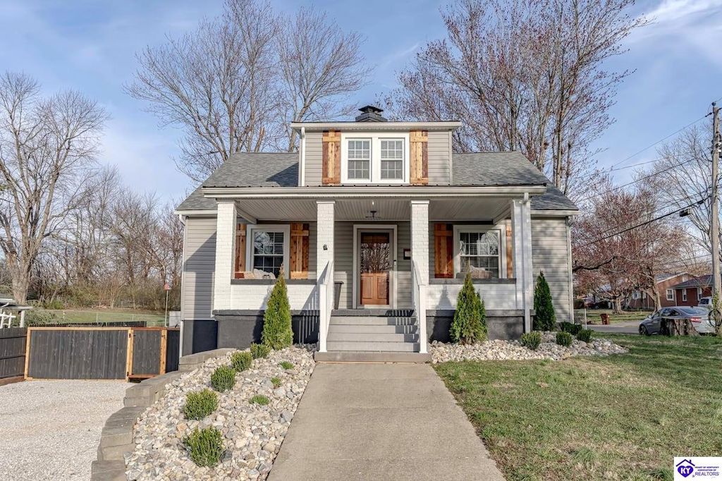 824 N Main Street, Elizabethtown, KY 42701