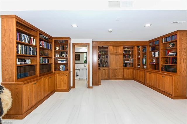 5405 Old Brandt Trace, Greensboro, NC 27455