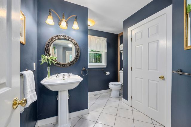 3 Sleepy Hollow Lane, Sandwich, MA 02563