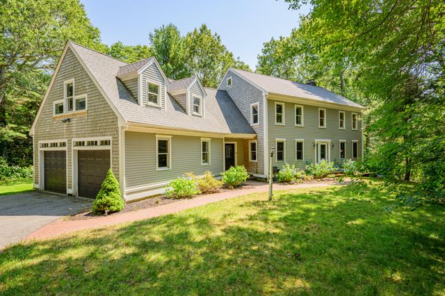 3 Sleepy Hollow Lane, Sandwich, MA 02563