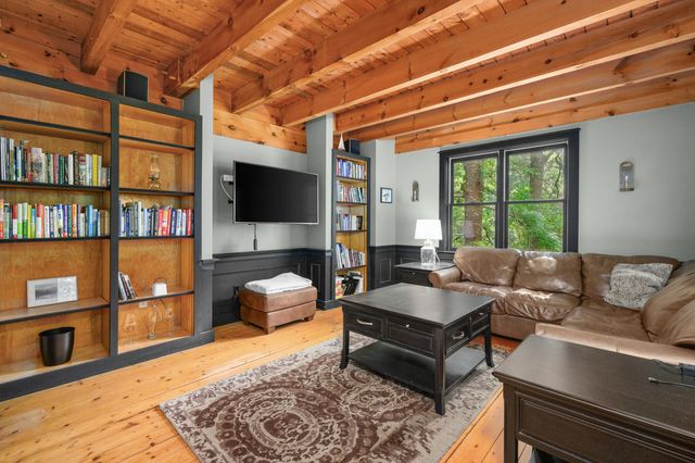 3 Sleepy Hollow Lane, Sandwich, MA 02563