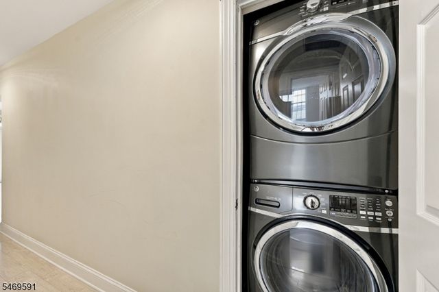206 Shearwater Ct Unit 51 51, Jersey City, NJ 07305