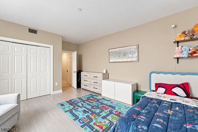 206 Shearwater Ct Unit 51 51, Jersey City, NJ 07305