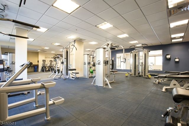 206 Shearwater Ct Unit 51 51, Jersey City, NJ 07305