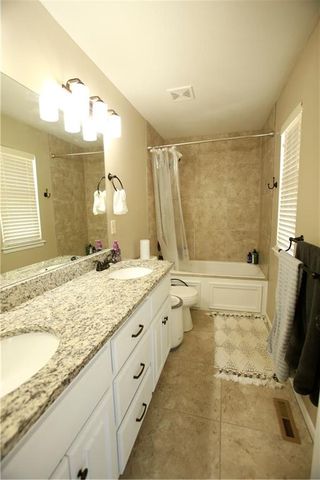 709 Hollis Avenue, Belton, MO 64012