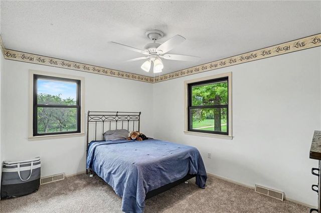 300 E Casey Road, Lone Jack, MO 64070