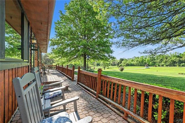 300 E Casey Road, Lone Jack, MO 64070