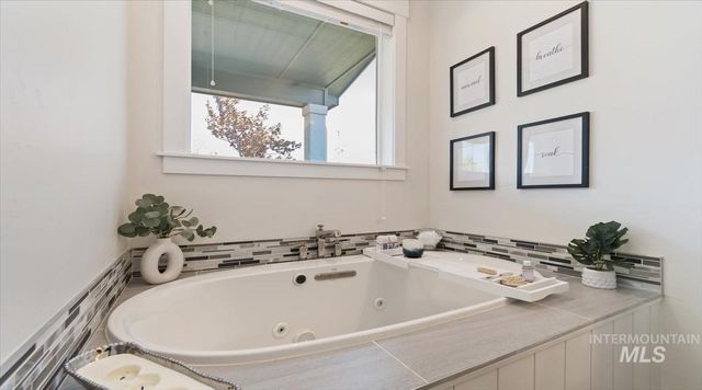 2171 W Valli Hi Road, Eagle, ID 83616