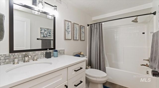 2171 W Valli Hi Road, Eagle, ID 83616