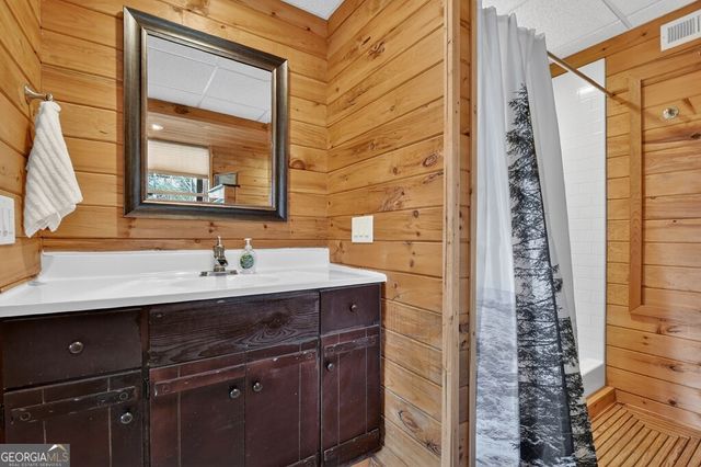 756 Mining Gap Conn, Young Harris, GA 30582