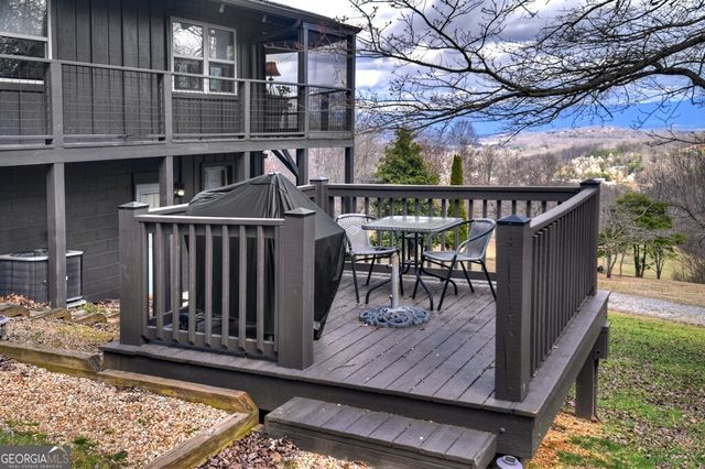 756 Mining Gap Conn, Young Harris, GA 30582