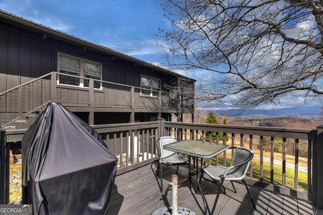 756 Mining Gap Conn, Young Harris, GA 30582