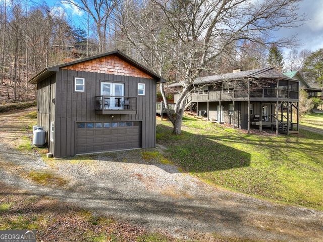 756 Mining Gap Conn, Young Harris, GA 30582