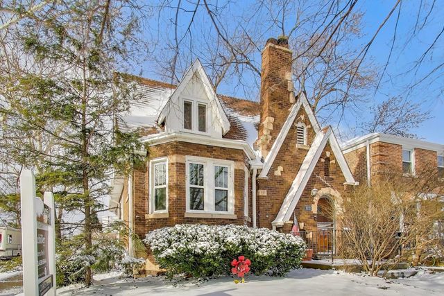 3332 S 59th Avenue, Cicero, IL 60804