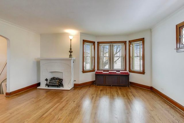 3332 S 59th Avenue, Cicero, IL 60804