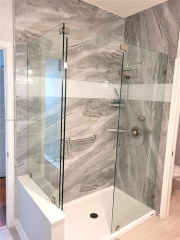 5823 Plum Harbor Cir, Tamarac, FL 33321