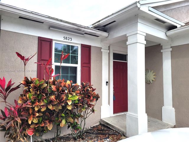 5823 Plum Harbor Cir, Tamarac, FL 33321