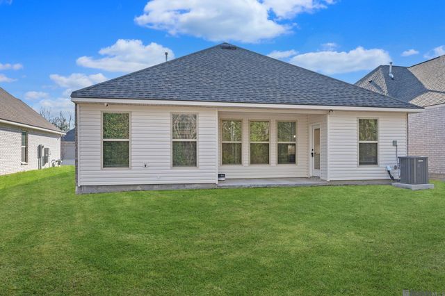 9239 Asoka Ave, Baton Rouge, LA 70810