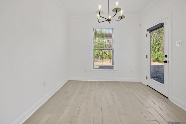 9239 Asoka Ave, Baton Rouge, LA 70810