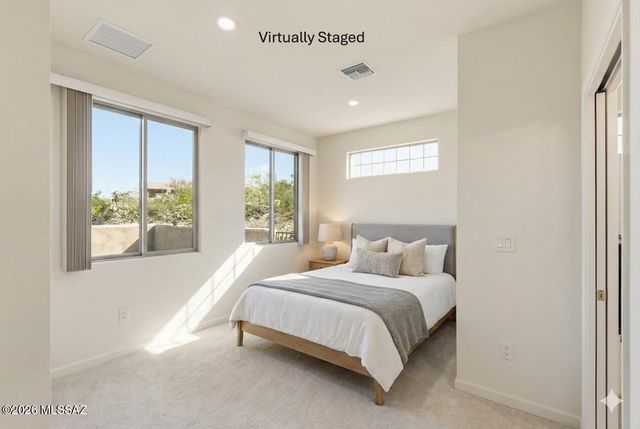 1032 E Cave Canyon Place, Green Valley, AZ 85614