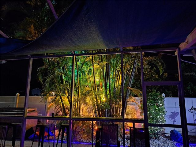 2300 37TH AVENUE N, St Petersburg, FL 33713