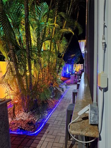 2300 37TH AVENUE N, St Petersburg, FL 33713