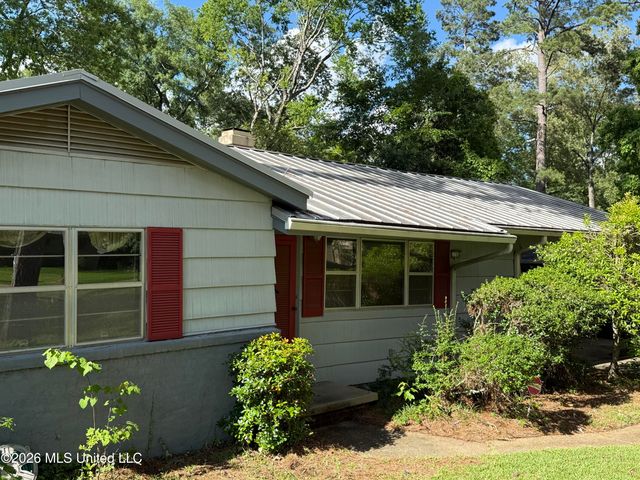 1726 Winchester Street, Jackson, MS 39211