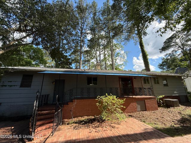 1726 Winchester Street, Jackson, MS 39211