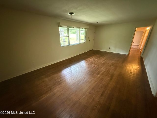 1726 Winchester Street, Jackson, MS 39211