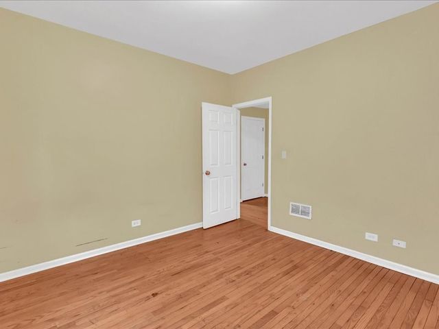 3518 W Lexington Street, Chicago, IL 60624
