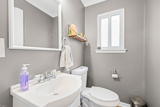 13342 De Mott Drive, Warren, MI 48088