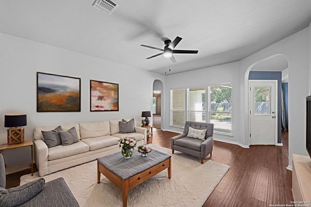 9223 Putnam Drive, Helotes, TX 78023