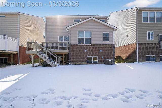 2887 Dillon Drive, Ann Arbor, MI 48105