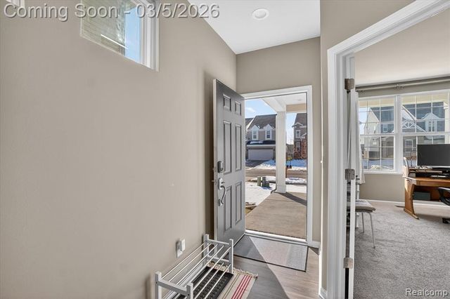 2887 Dillon Drive, Ann Arbor, MI 48105